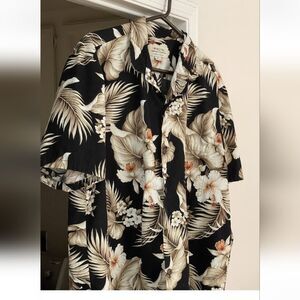 Men's Black Floral Casual Button Down Shirt